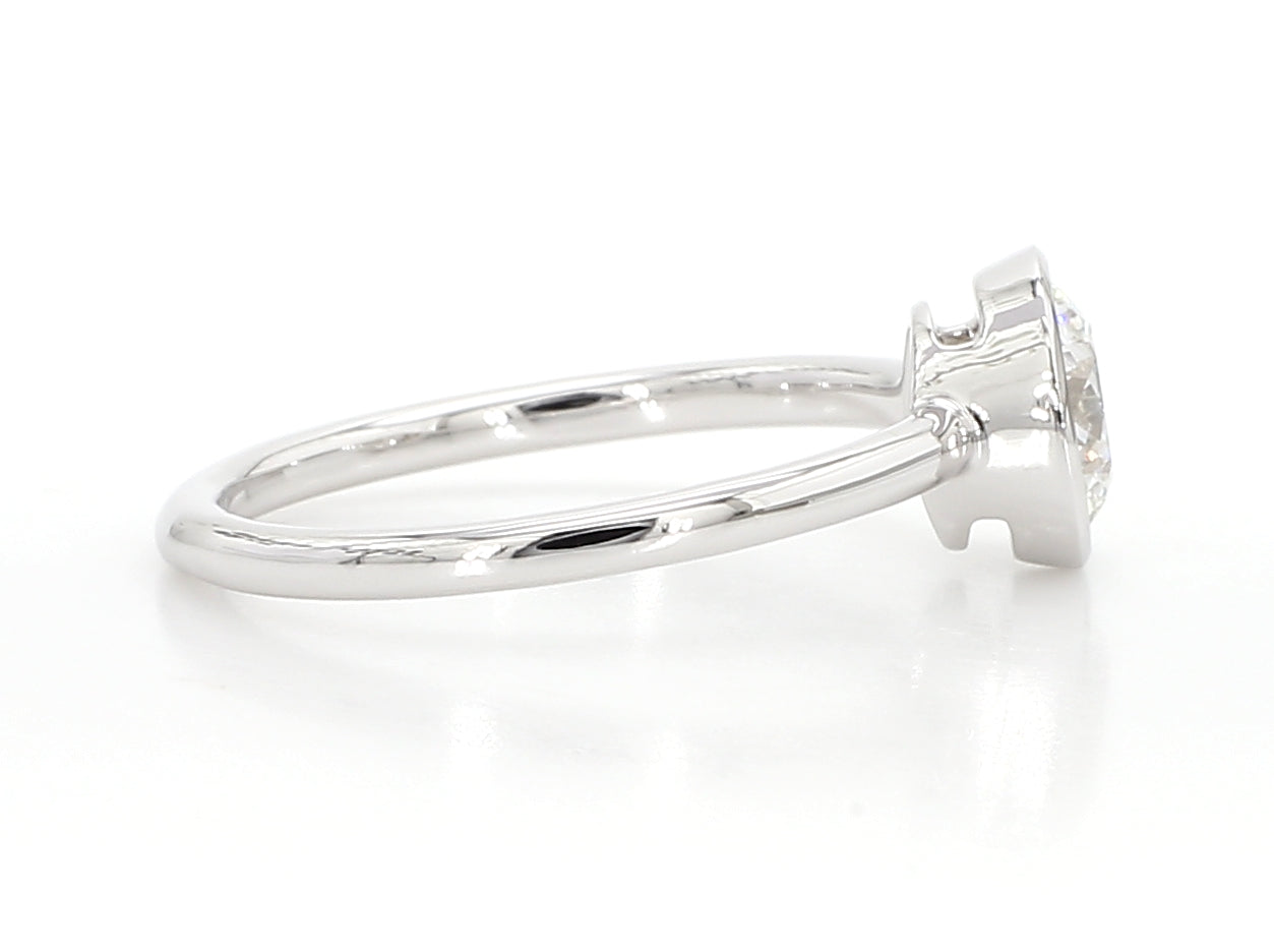 ENGAGEMENT RING ROUND BRILLIANT CUT DIAMOND, 1.03 carats, F VS1 TRIPLE EXCELLENT, GIA 2254711037