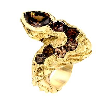 PEAR DIAMOND SERPENT RING, 2.40 CARATS, 18K YELLOW