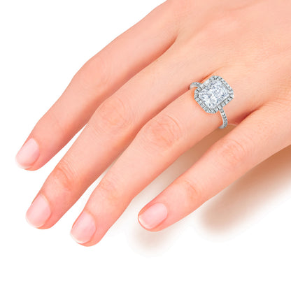ENGAGEMENT RING RADIANT CUT DIAMOND, 18K GOLD OR PLATINUM