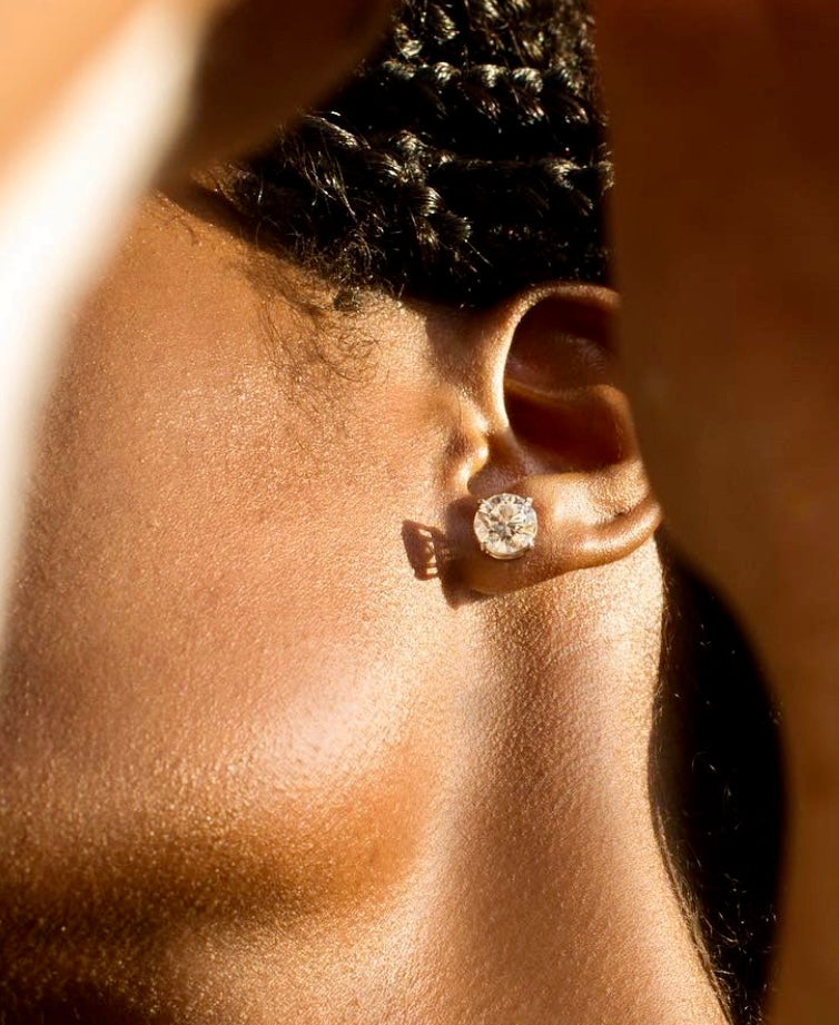 STUD EARRINGS