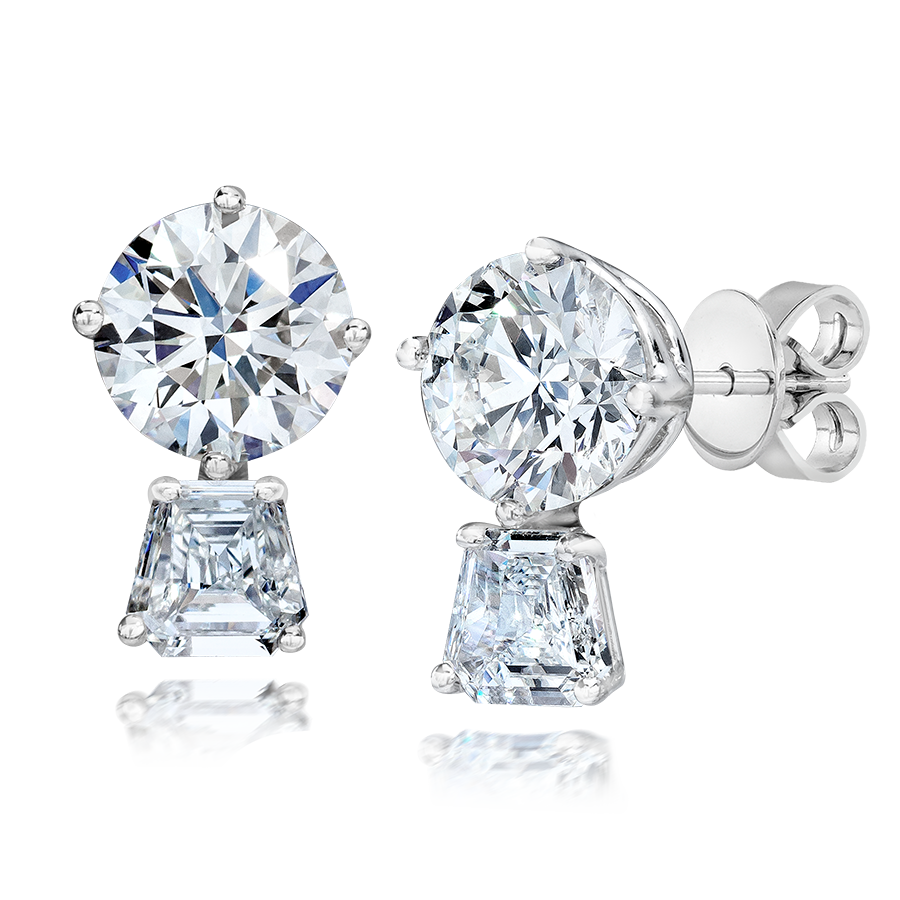 ROUND AND TRAPEZOID DIAMOND SET, 18K