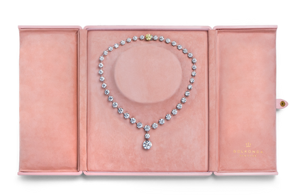POISE : ROUND BRILLIANT CUT DIAMOND NECKLACE
