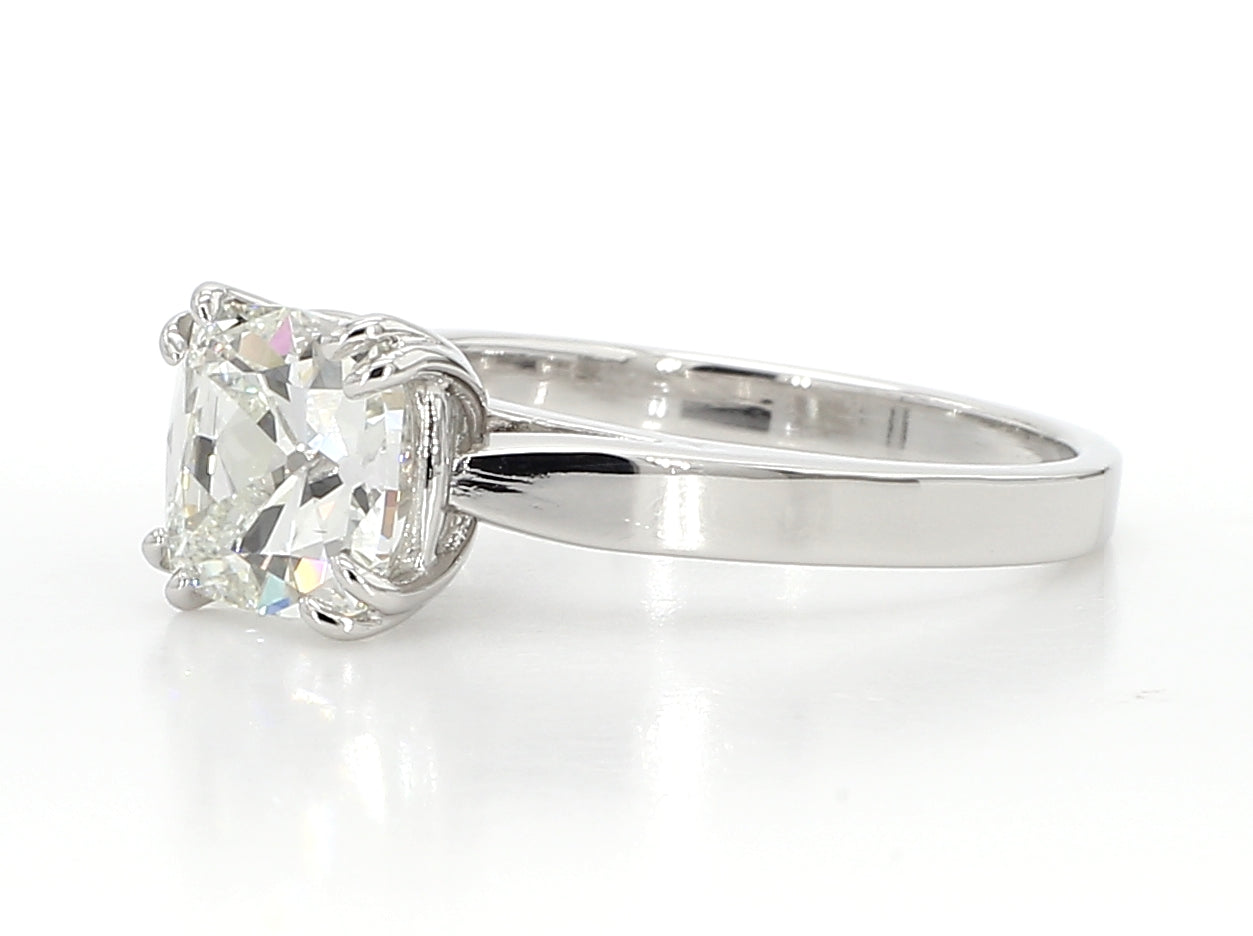 ENGAGEMENT RING CUSHION BRILLIANT CUT DIAMOND, 2.00 CARATS, J VS2, PLATINUM, GIA 1315872560